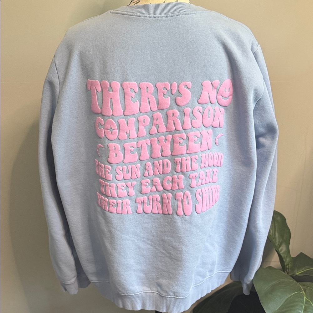 Zyia Active Oversized Sweatshirt XL Blue Graphic Crewneck Cozy Lounge Pullover‎